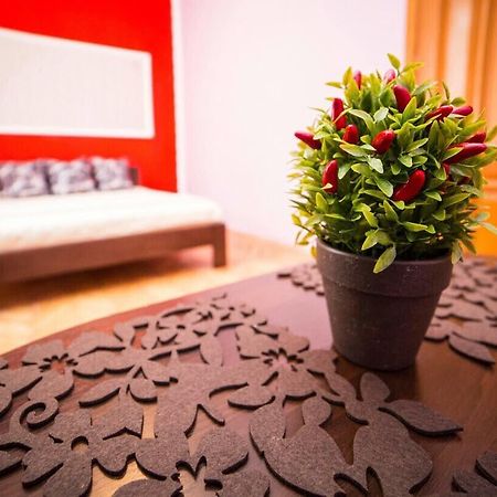 Apartment On Teatralna 7 リヴィウ エクステリア 写真